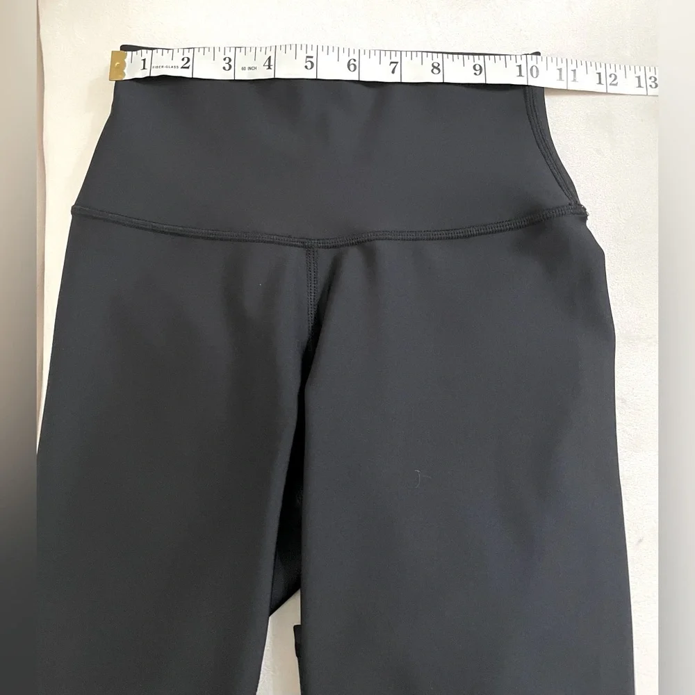 NWOT Alo Yoga High Waisted Airlift Leggings Black Color Size XXS